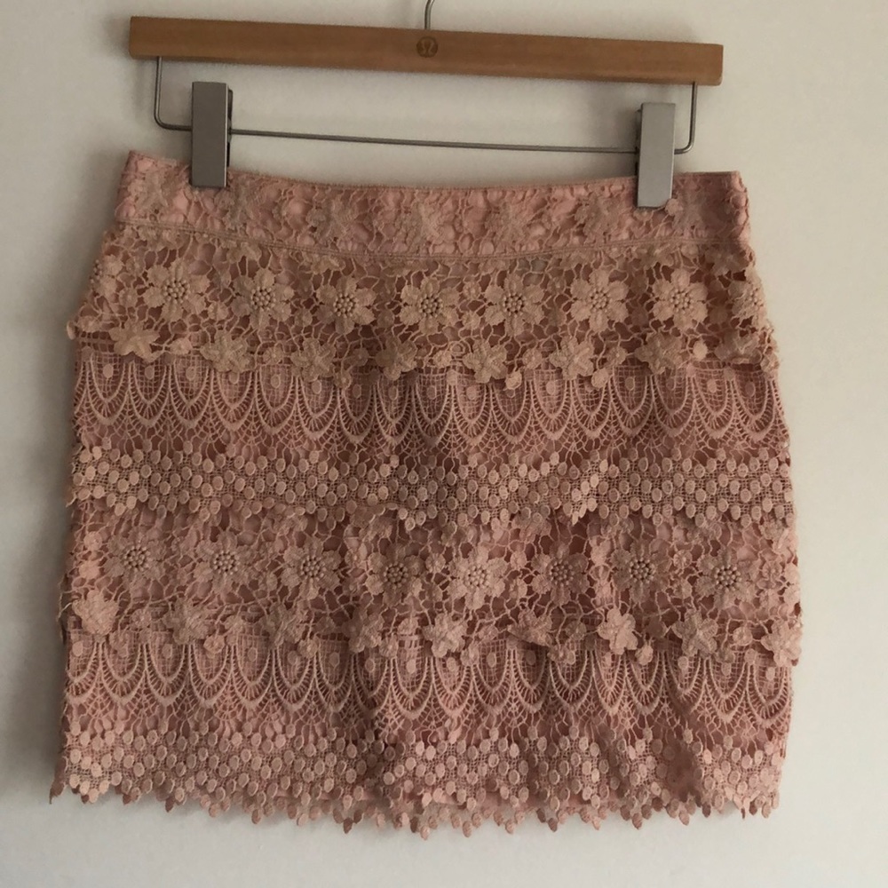 AEO blush lance skirt